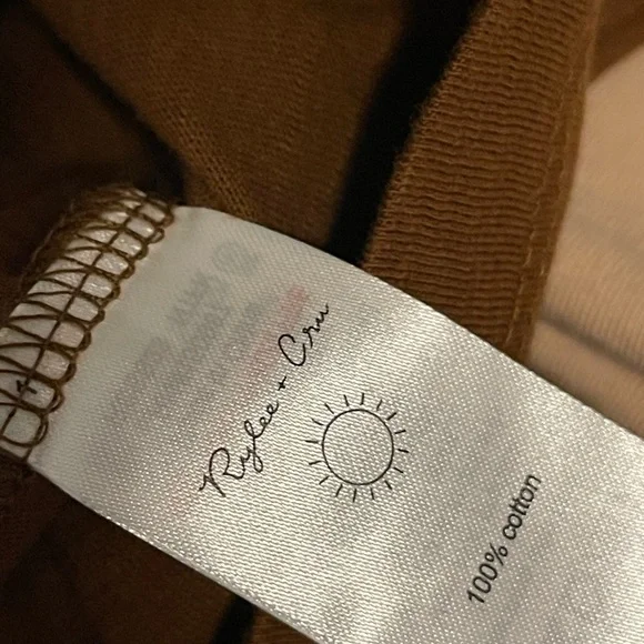 Rylee + Cru boxy tee -Fierce Crew Neck Tee size L - Picture 4 of 4